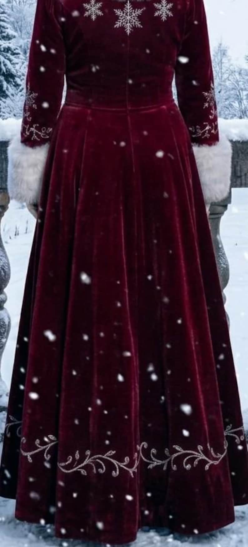 Mrs Claus Red Coat, view 9
